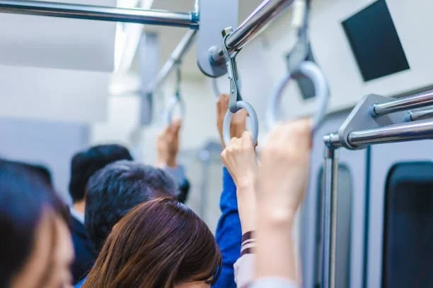 電車内の乗客