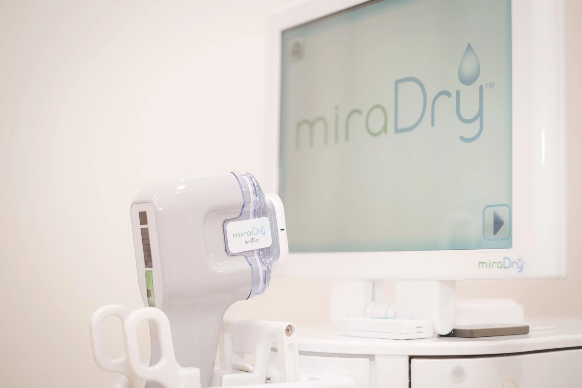 miraDry機器