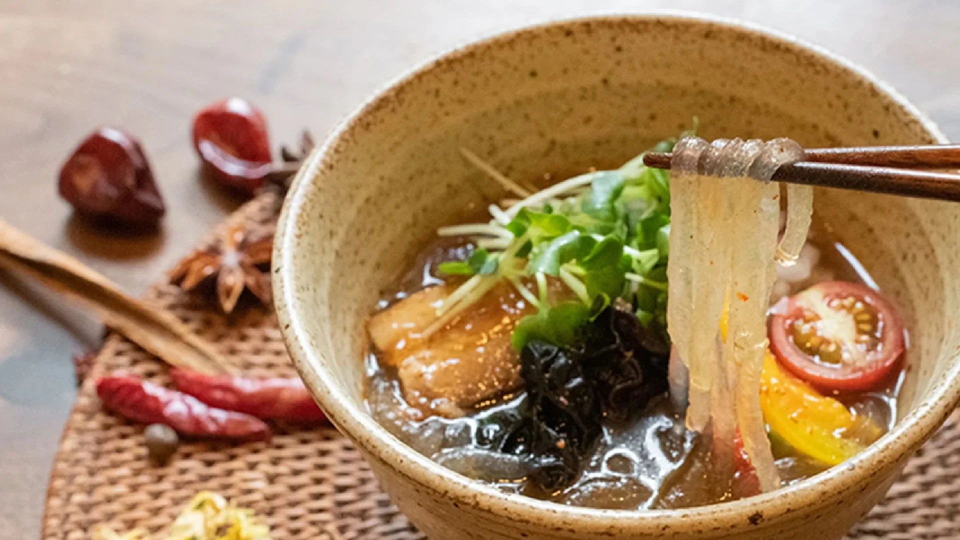 麺料理クローズアップ